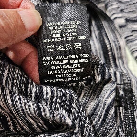 OBEY No89 longsleeve size sm women SALE! - Picture 4 of 7